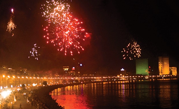 NYE fireworks in Mumbai