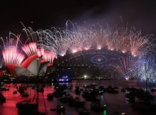 NYE fireworks in Sydney Harbor